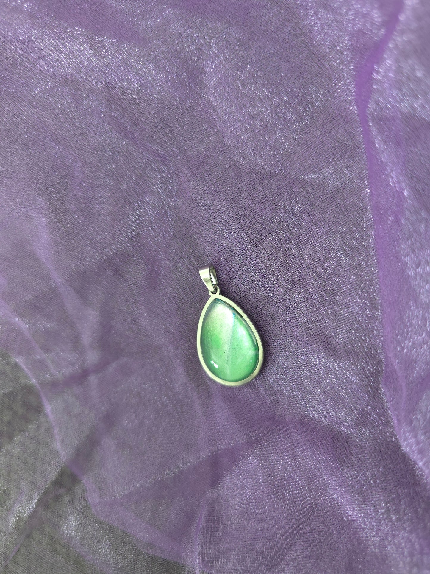 Unikat Acryl Anhänger Halskette Cabochon 21 x 18 mm