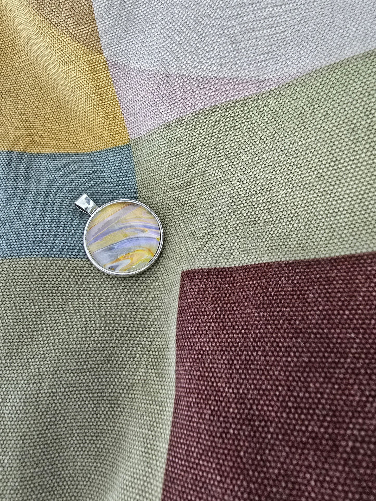 Unikat Acryl Anhänger Halskette Cabochon  Ø 25 mm